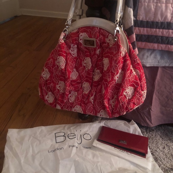 NWOT Beijo Couture handbag with matching wallet - Picture 12 of 15